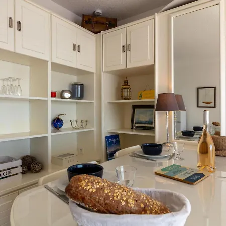 Bona By Interhome Apartment Hyeres