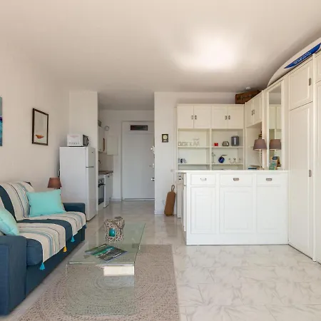 Bona By Interhome *